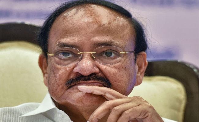 उप राष्ट्रपति ने पाकिस्तान पर साधा निशाना, कहा - हमला हुआ तो ऐसा जवाब देंगे कि भूल नहीं पायेगा