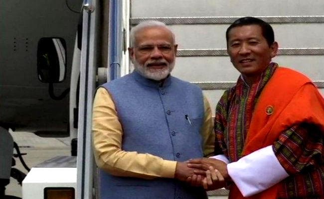 चंद्रयान2: भूटानी पीएम बोले- मोदी को जानता हूं, वह और इसरो की टीम लक्ष्य जरूर हासिल करेंगे, वैज्ञानिकों पर गर्व