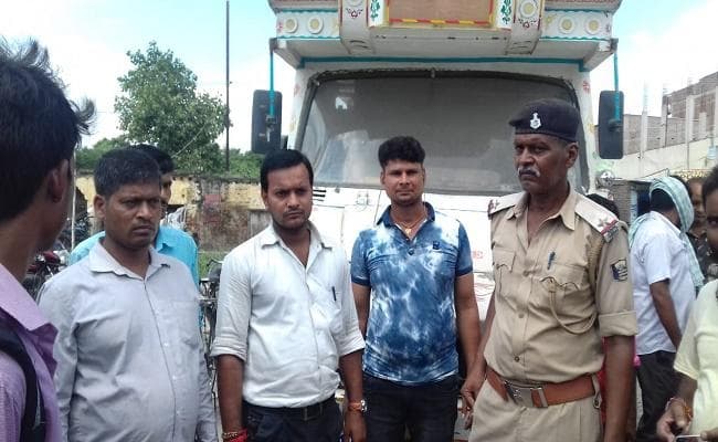 वैशाली : सराय थाना से तीन सौ मीटर की दूरी पर फाइनेंस कर्मी से 8 लाख की लूट