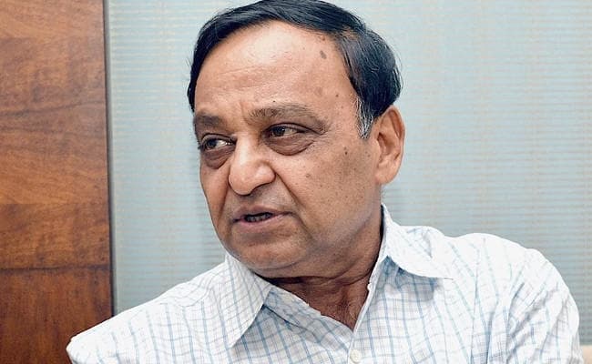 राज्‍यसभा सांसद महेश पोद्दार की VIP से अपील- वीआइपी गाड़ियों में बैठनेवाले संवेदनशील बनें