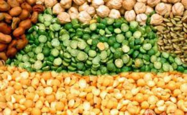 खाने भर की दाल का उत्पादन नहीं कर पाते हम