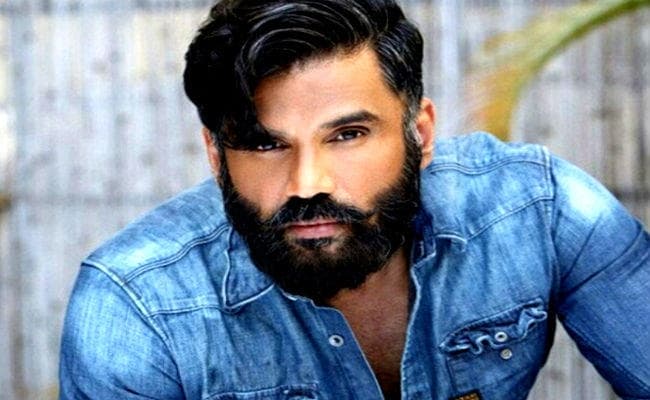 सुनील शेट्टी को किसने कहा था ''वुडेन मैटेरियल'', जानिए ''अन्ना'' ने बेटे अहान को क्या सीख दी