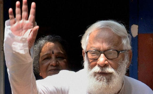 बुद्धदेव भट्टाचार्य को अस्पताल से मिली छुट्टी