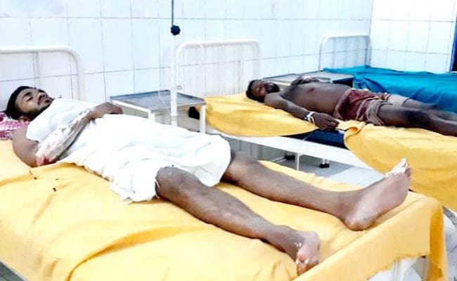 छपरा : ताजिया जुलूस के दौरान बिजली का करंट लगने से दो युवक झुलसे, अस्पताल में भर्ती