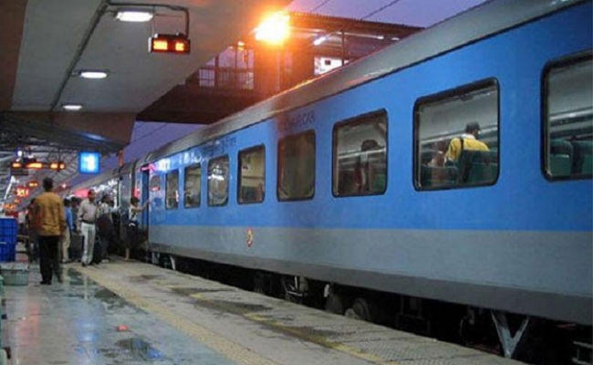Indian Railways अब रिचार्ज करेगा आपका फोन, करना होगा बस इतना सा काम…