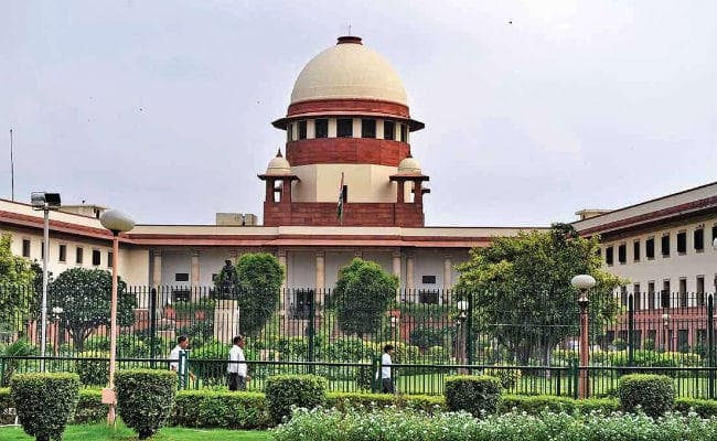 सुप्रीम कोर्ट से पूर्व न्यायिक अधिकारी को राहत, मिलेगा 20 लाख रुपये का मुआवजा