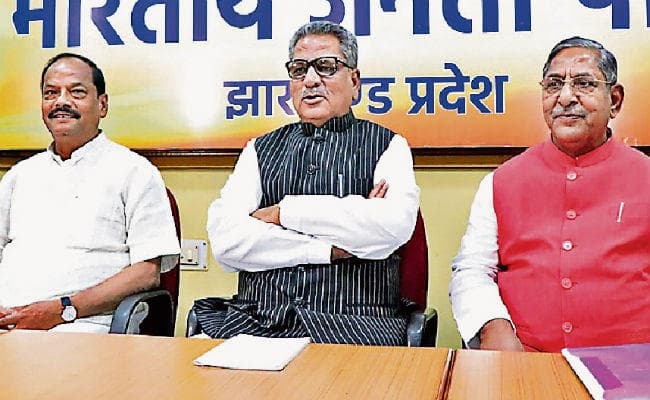 रांची : उपलब्धियों को समर्थन में बदलें : ओम माथुर