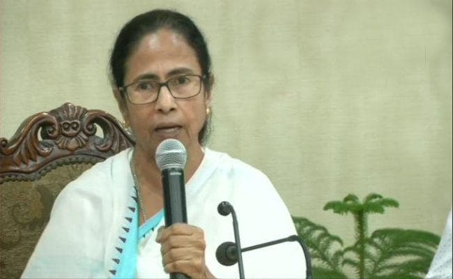 पश्चिम बंगाल में लागू नहीं होगा नया मोटर व्हीकल एक्ट, ममता ने अपनाया विरोधी तेवर