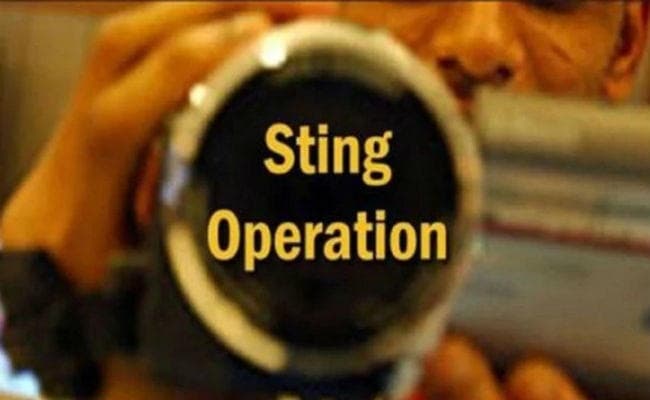 नारद स्टिंग मामला : शोभन व अपरूपा पहुंचे सीबीआइ दफ्तर