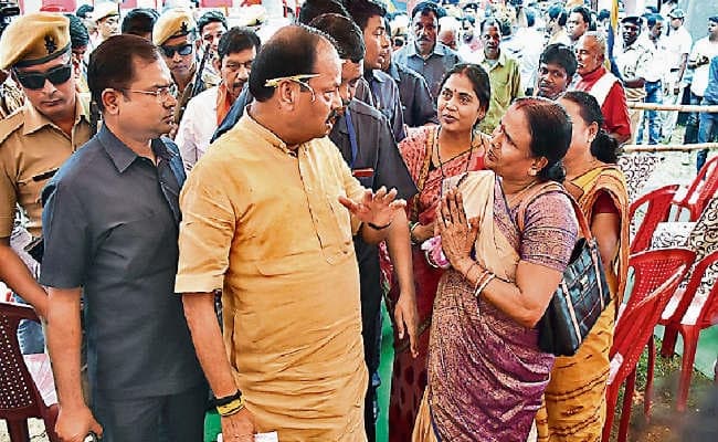 खिजरी : कांग्रेस ने किसानों को बनाया कर्जदार : रघुवर