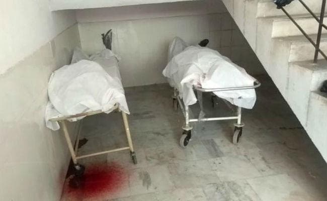 सिमडेगा : पुलिस की चेकिंग के डर से भाग रहे थे बाइक सवार, सड़क दुर्घटना में मौत