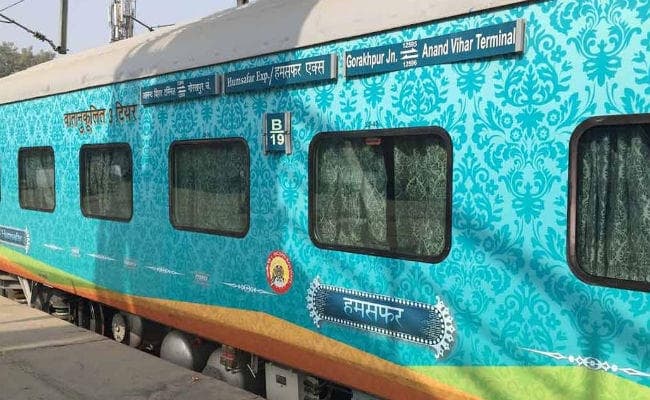 रेलवे ने हमसफर रेलगाड़ियों से फ्लेक्सी फेयर किराया हटाया