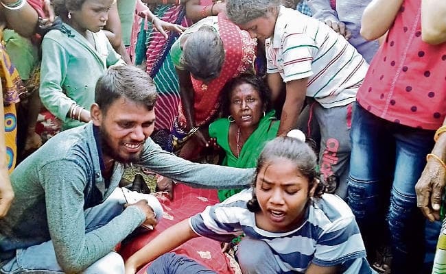 मुंगेर : नक्सलियों ने भाजपा नेता को मार डाला