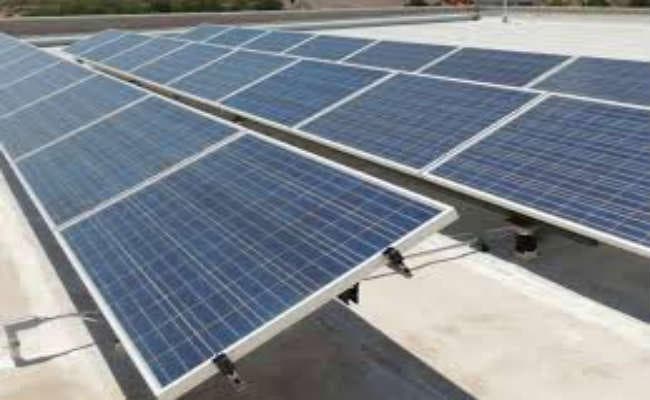 अब सरकार आम लोगों से भी खरीदेगी बिजली, राज्य के 300 सरकारी भवनों में लग रहा रूफ टॉप ग्रिड कनेक्टर