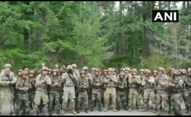 भारतीय और अमेरिकी सैनिकों का ''बदलूराम का बदन''.गाने पर डांस का VIDEO देख हो जाएंगे मस्त