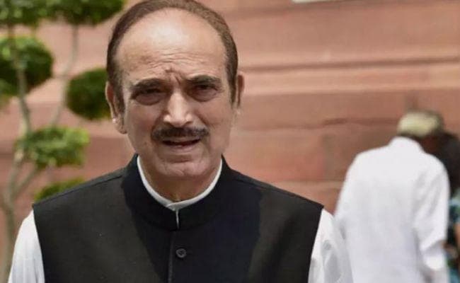 गुलाम नबी ने अपने गृह राज्य जाने की अनुमति के लिए सुप्रीम कोर्ट का किया रुख, सोमवार को सुनवाई