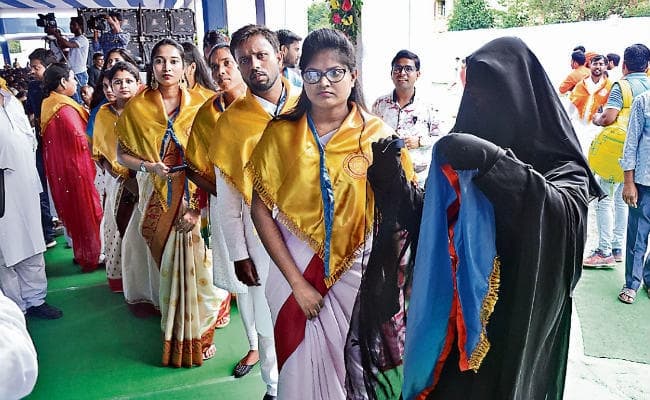 रांची : बुर्का में आयी बेस्ट ग्रेजुएट निशत को नहीं मिली डिग्री