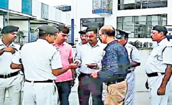 सीबीआइ बोली- राजीव कुमार कहां हैं, बताये राज्य सरकार