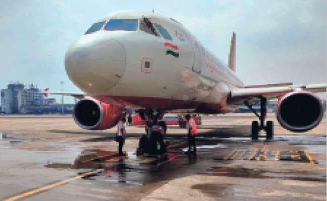 मधुमक्खियों ने घेरा, दो घंटे देर से रवाना हुई एयर इंडिया की फ्लाइट