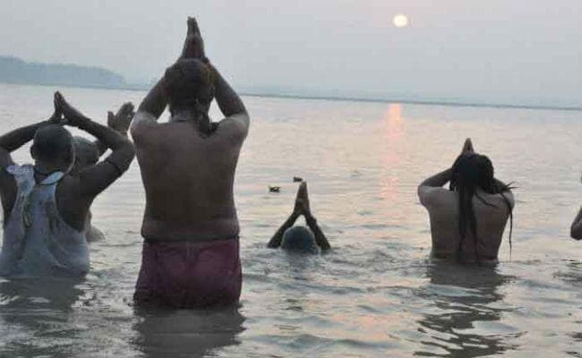 पितृपक्ष मेला : उत्तरमानस वेदी पितामहेश्वर में पिंडदानियों ने किया श्राद्ध