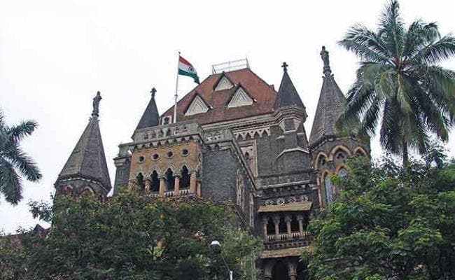 निरर्थक याचिका दायर करने पर लगा एक लाख रुपये का जुर्माना