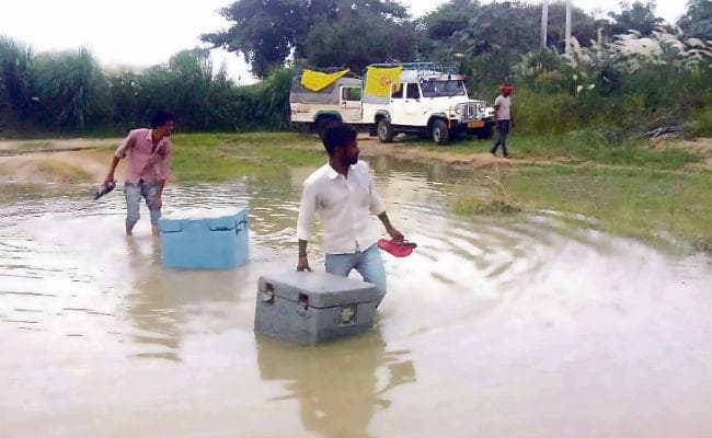 दानापुर में गंगा के जल स्तर में वृद्धि लगातार है जारी