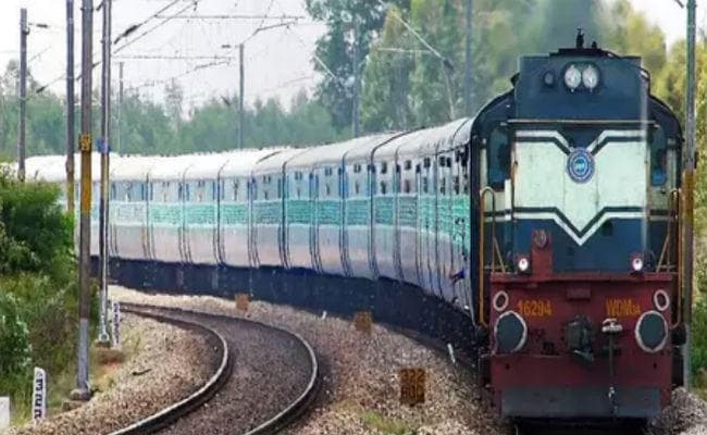 ‘भारत दर्शन” पर्यटक पैकेज की शुरूआत करेगा आईआरसीटीसी