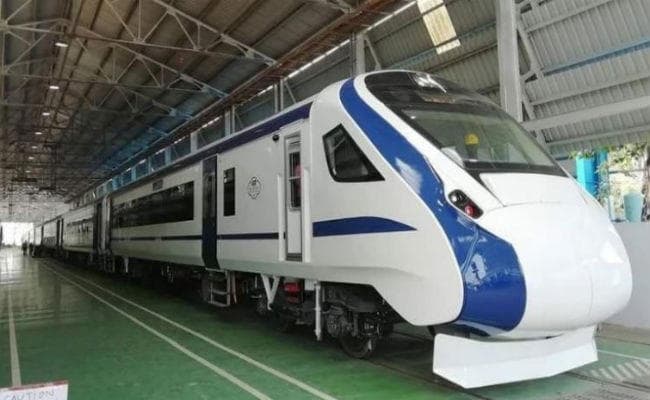 Navratri से दिल्ली-कटरा के बीच दौड़ेगी वंदे भारत एक्सप्रेस, पीयूष गोयल ने शेयर किया Video