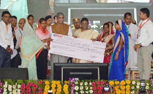 अंतरराष्ट्रीय बांस दिवस : दुमका में शुरू हुआ बांस कारीगर मेला, राज्यपाल दौपद्री मुर्मू ने किया उदघाटन