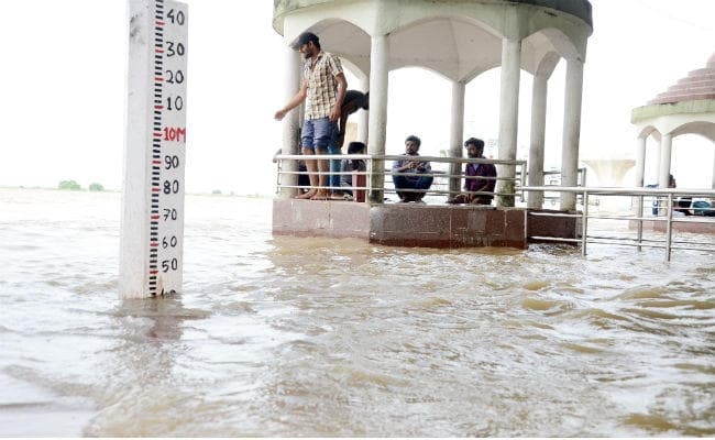 गंगा खतरे के निशान से पार, कोसी, गंडक, बागमती और महानंदा में बढ़ रहा जलस्तर, ...जानें कहां कितना बढ़ा जलस्तर?