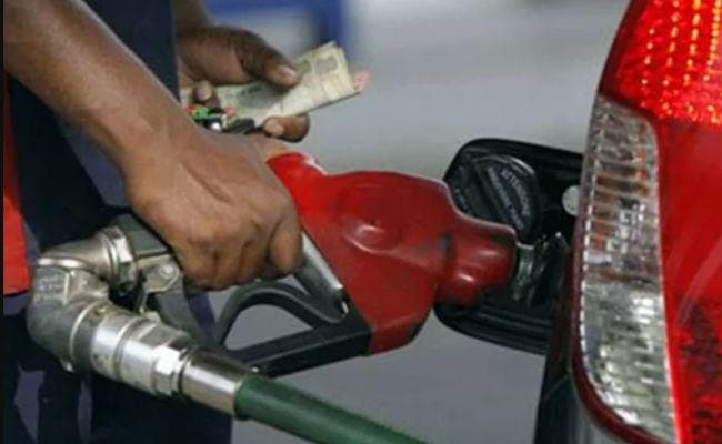 अरामको तेल रिफानरी पर ड्रोन हमला, गिरा उत्पादन, बढ़ सकता है भारत का आयात बिल, वैश्विक तेल कारोबार होगा प्रभावित