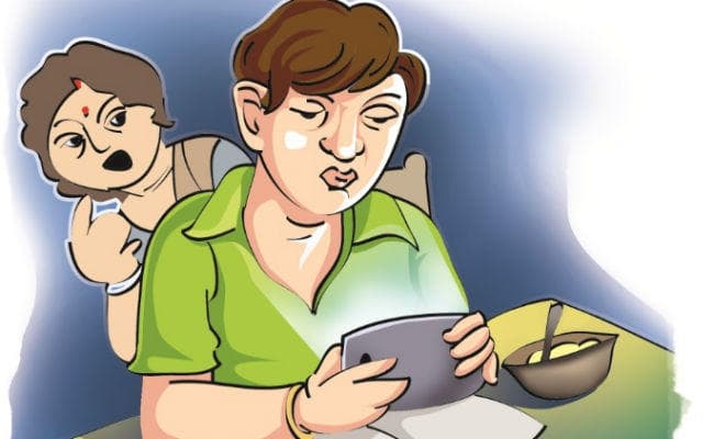 मोबाइल से चिपके रहते हैं आपके बच्चे, तो इन एप से रखें नजर