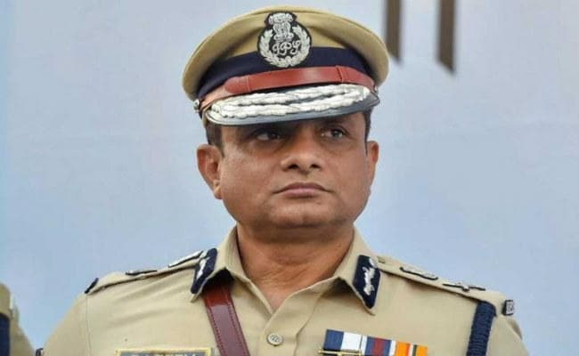 सारधा मामला : सीबीआई ने कसा शिकंजा, पश्चिम बंगाल के डीजीपी से राजीव कुमार का फोन नंबर देने को कहा