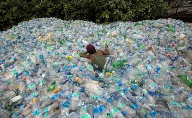 सिंगल यूज प्‍लास्टिक पर प्रतिबंध नहीं लगायेगी सरकार, 2 अक्‍तूबर से शुरू होगा जनांदोलन : जावड़ेकर