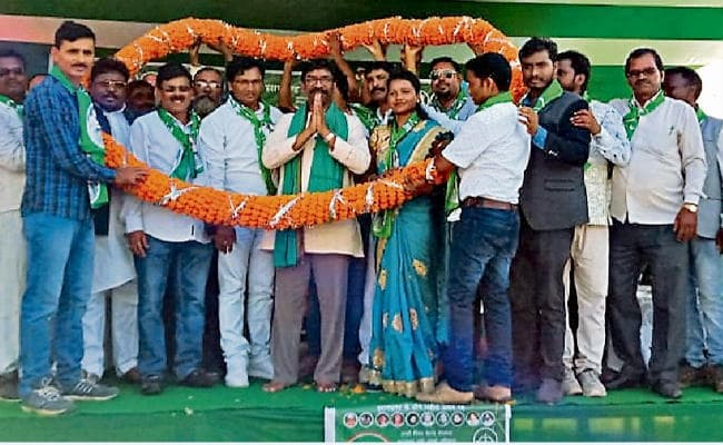 लातेहार : आरक्षण समाप्त करने की साजिश कर रही है भाजपा : हेमंत सोरेन