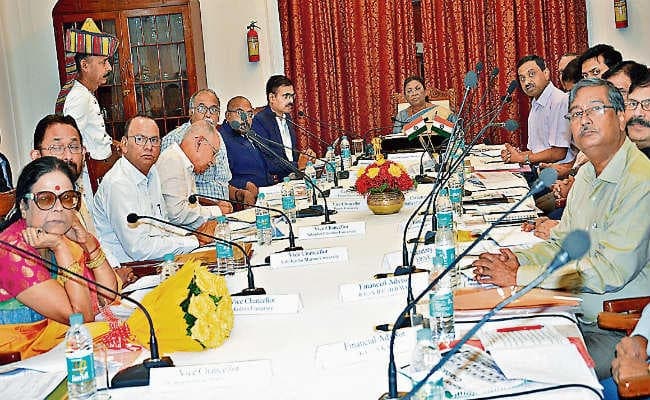 रांची : तृतीय वर्ग में नियुक्ति के लिए एसएससी को अधियाचना भेजें