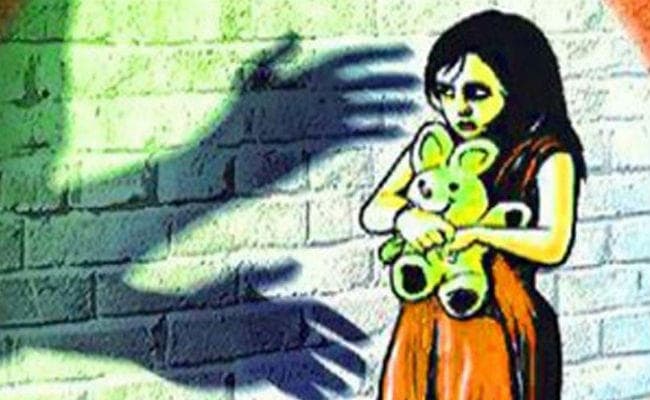 बेतिया गैंगरेप : आरोपितों पर पॉक्सो एक्ट का भी मामला हुआ दर्ज, सीआइडी के डीआइजी ने घटना की ली जानकारी