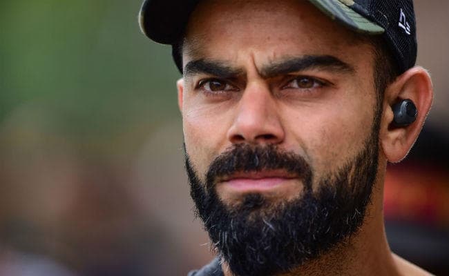 ''रोहित और धौनी के कारण कप्तान के रूप में विराट हैं मजबूत''