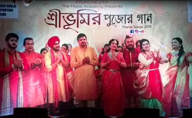 नुसरत जहां ने की श्रीभूमि स्पोर्टिंग क्लब के दुर्गापूजा थीम सांग की लांचिंग