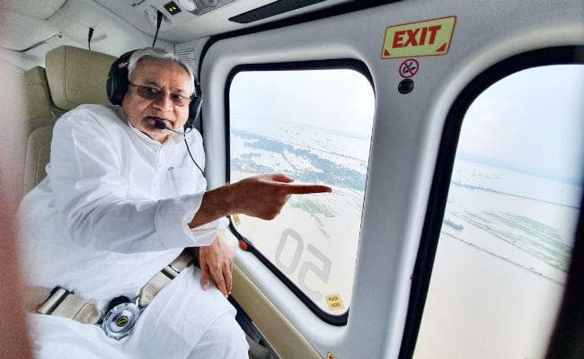 CM नीतीश ने गंगा और गंडक नदियों के जलस्तर में वृद्धि का कई किया हवाई सर्वेक्षण, अधिकारियों को दिये जरूरी निर्देश