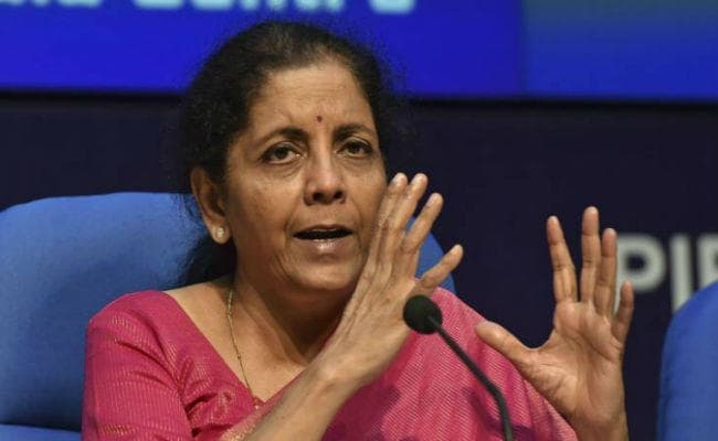 होटल-वाहन उद्योग व कुछ विशेष किस्म के रक्षा उत्पादों पर जीएसटी में मिली राहत, कैफीन युक्त पेय पदार्थ होंगे महंगे