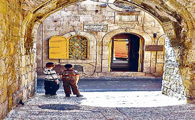 कस्बाई-संस्कृति की परिचायक  गलियां