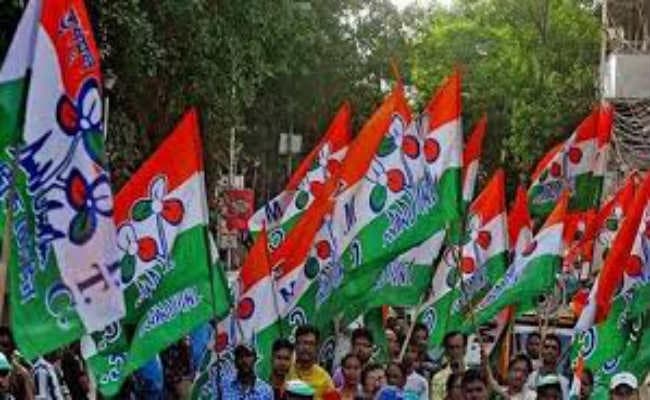 एनआरसी के विरोध में तृणमूल कांग्रेस व कांग्रेस का प्रदर्शन