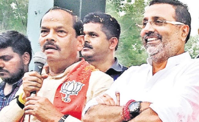 झारखंड को कांग्रेस व झामुमो ने लूटा : रघुवर