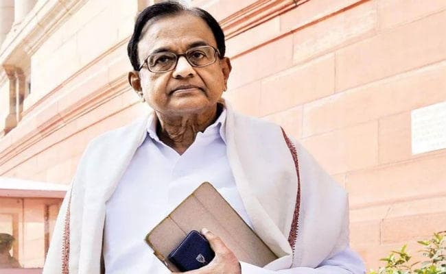 चिंदबरम से मिलने तिहाड़ पहुंचे सोनिया गांधी-मनमोहन सिंह