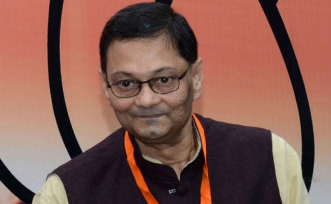 राजनीतिक दल विश्वविद्यालय की राजनीति में बंद करे हस्तक्षेप : चंद्र कुमार बोस