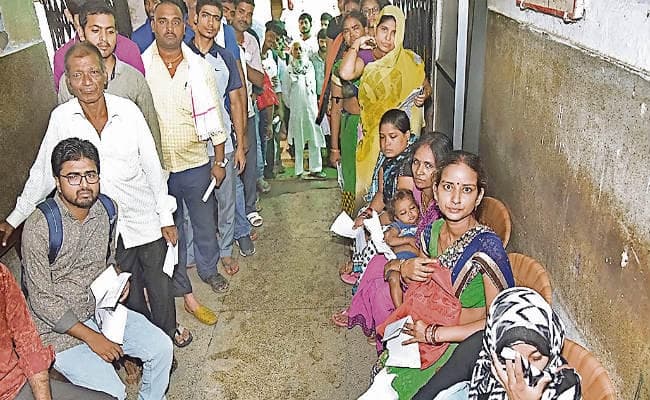 पटना :ऑपरेशन टले, मरीज बिना इलाज के लौटे