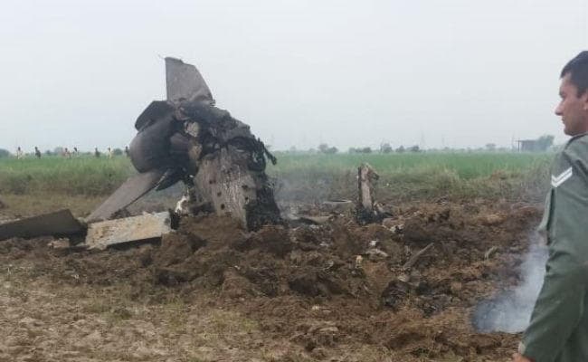 ग्वालियर में मिग-21 प्रशिक्षण विमान दुर्घटनाग्रस्त, दोनों पायलट सुरक्षित, कोर्ट ऑफ इंक्वायरी के आदेश