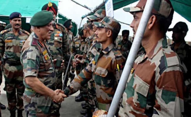 झारखंड में बोले सेना प्रमुख- जम्मू-कश्मीर में जनजीवन सामान्य, लोग स्वतंत्र रूप से घूम-फिर रहे