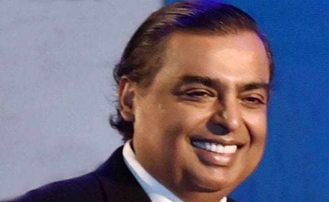 मुकेश अंबानी लगातार 8वें साल बने सबसे अमीर भारतीय, दूसरे नंबर पर देश का ये दिग्गज घराना…
